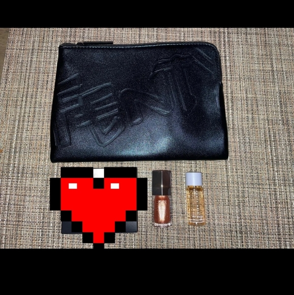 COPY - Fenty Beauty Bundle: Cosmetic Pouch Bag w mini Lip Gloss Bomb and mini T… - Picture 1 of 2